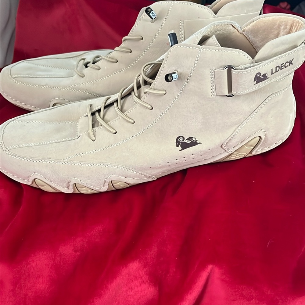 AUS men’s suede walking/riding shoes